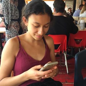 Meet your Posher, Naomi